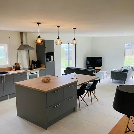 Nouveaute Maison Avec Vue Dominante Sur La Campagne Holiday home