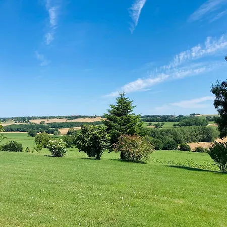 Holiday home Nouveaute Maison Avec Vue Dominante Sur La Campagne Lamontjoie