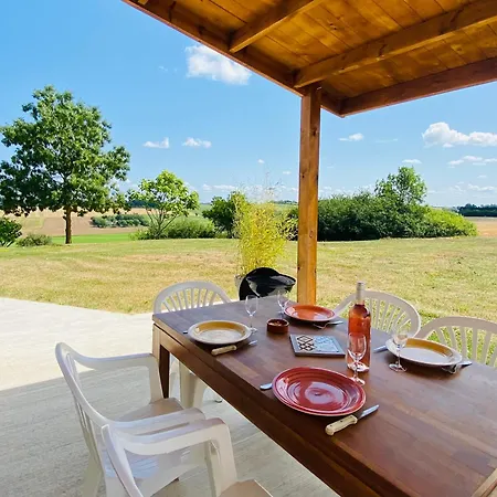 Holiday home Nouveaute Maison Avec Vue Dominante Sur La Campagne Lamontjoie
