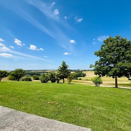 Nouveaute Maison Avec Vue Dominante Sur La Campagne Holiday home